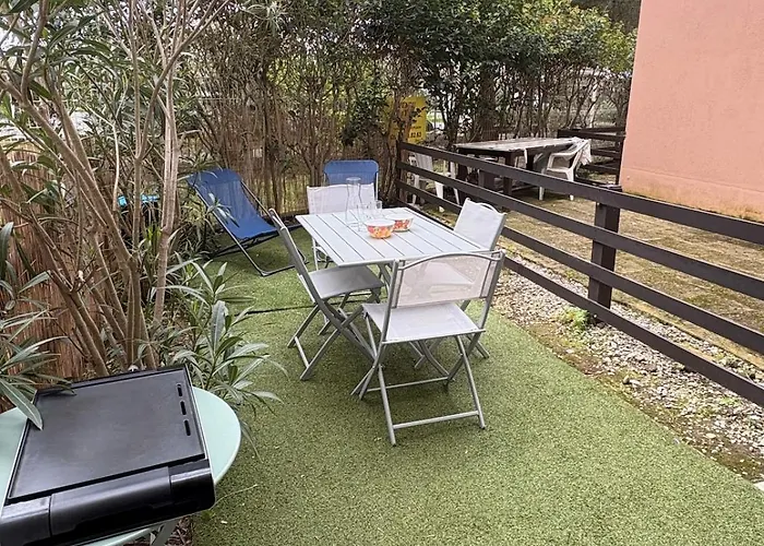 Cosy Au Mole Apartment